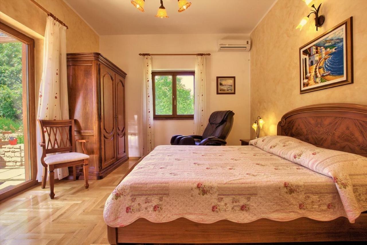 Holiday Home Sarita Šišan Eksteriør bilde