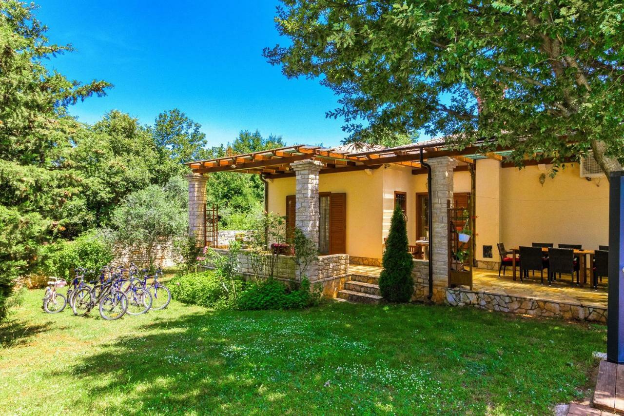Holiday Home Sarita Šišan Eksteriør bilde