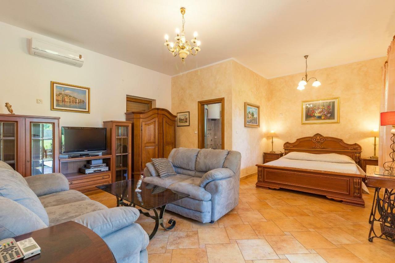 Holiday Home Sarita Šišan Eksteriør bilde