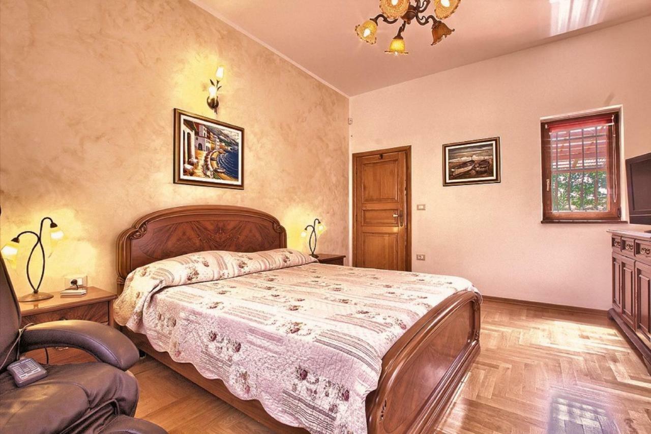 Holiday Home Sarita Šišan Eksteriør bilde
